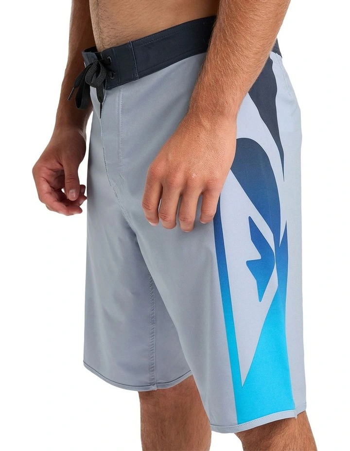 Surfsilk Holmes 20 Broadshort in Silver image 3