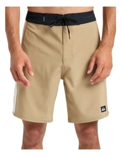 Surfsilk Arch 18 Shorts in Beige