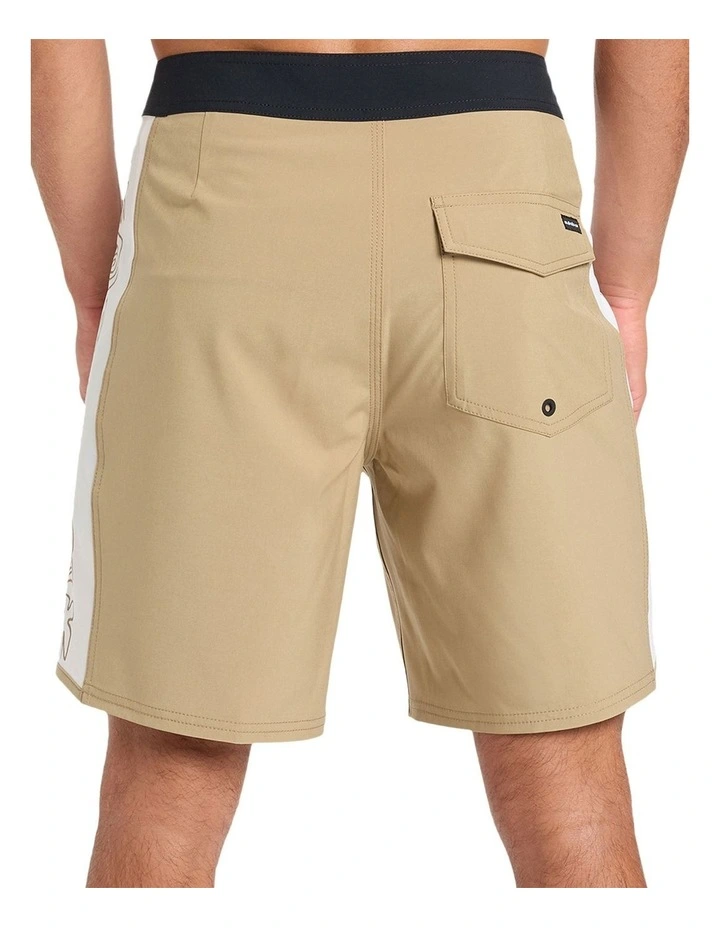 Surfsilk Arch 18 Shorts in Beige image 2