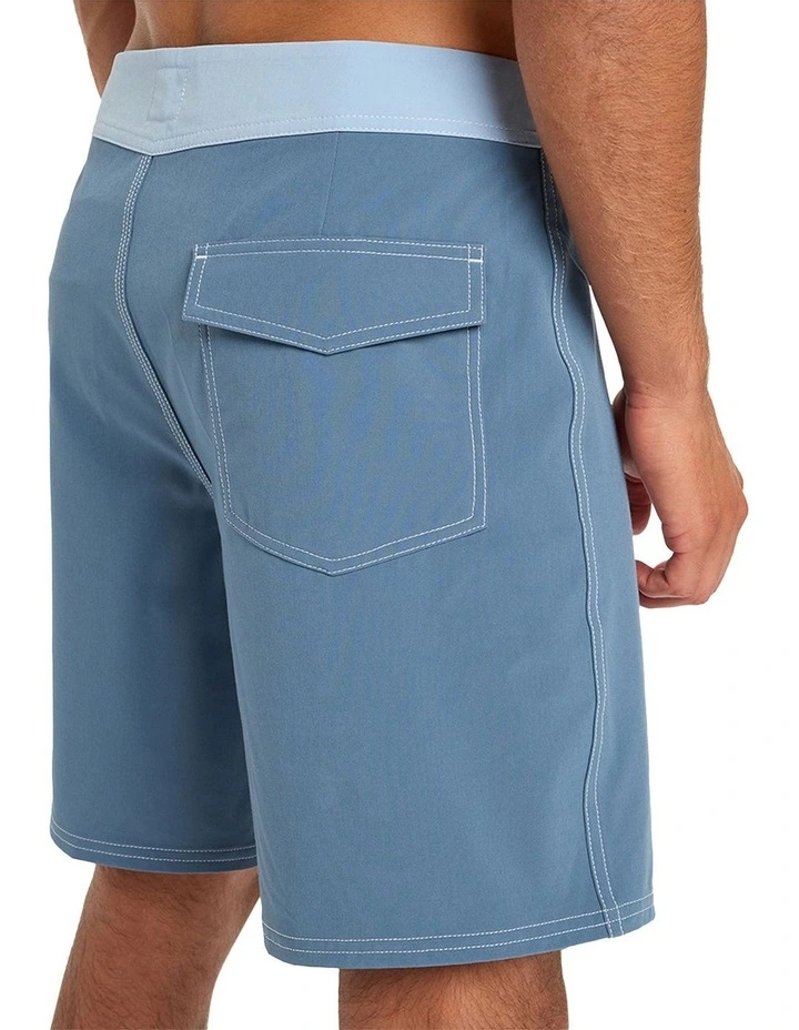 Original Straight Leg 18 Short in Blue image 4