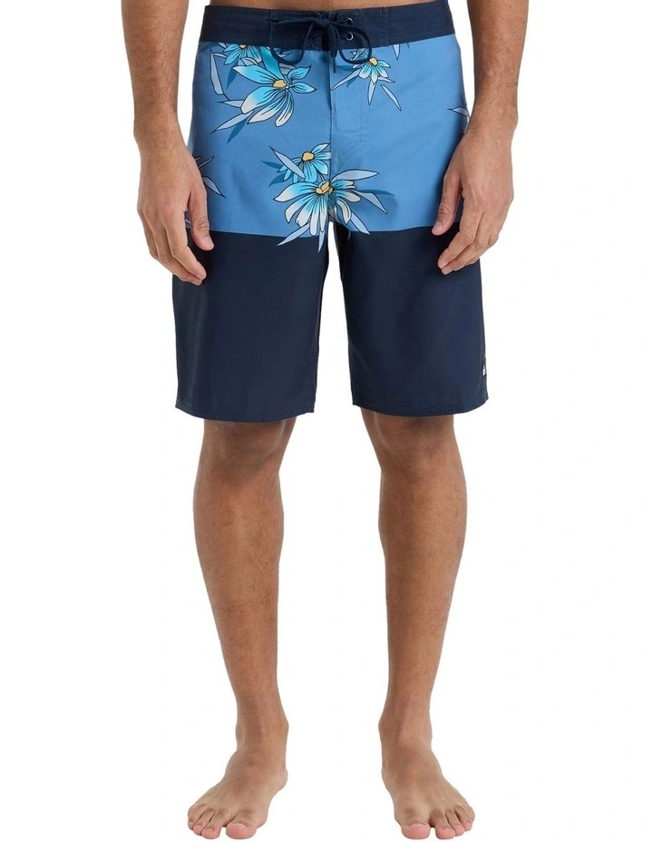 Everyday Boardshorts 20 Inch in Blue image 1