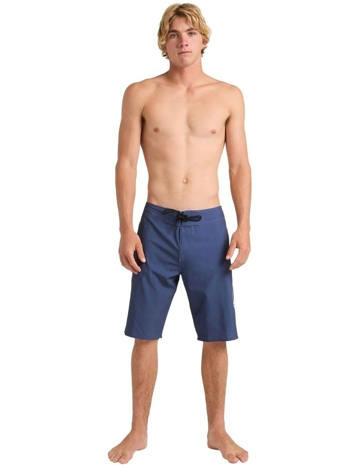 Nomad Boardshorts 19 Inch in Blue image 5