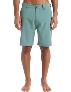 Union Heater Hybrid Shorts 19 Inch in Green