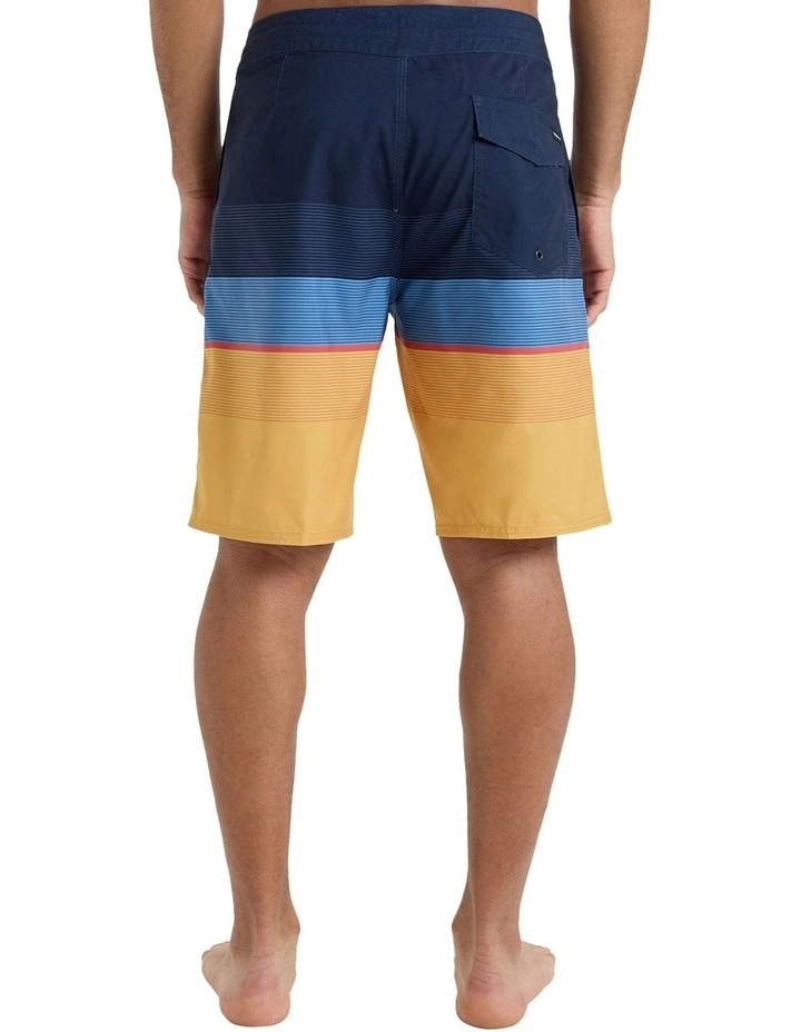 Everyday Boardshorts 20 Inch in Blue image 2