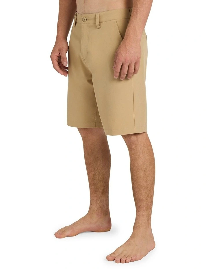 Union Amphibian 20 Hybrid Shorts in Khaki image 3