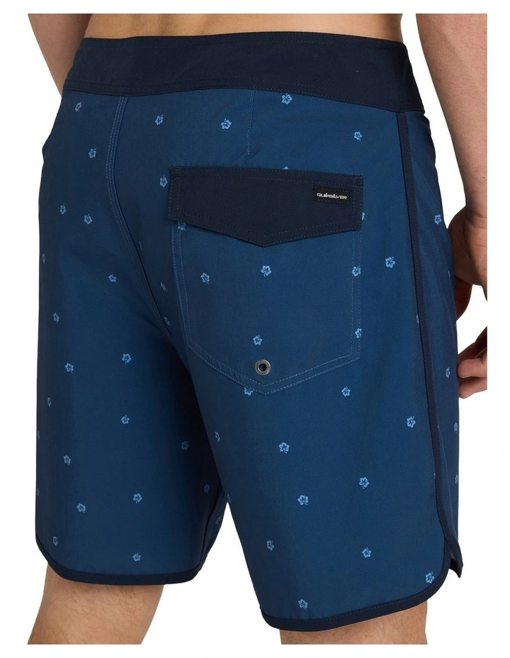 Surfsilk Scallop 18 Inch Boardshorts in Dark Denim Ditsy Hibiscus image 4