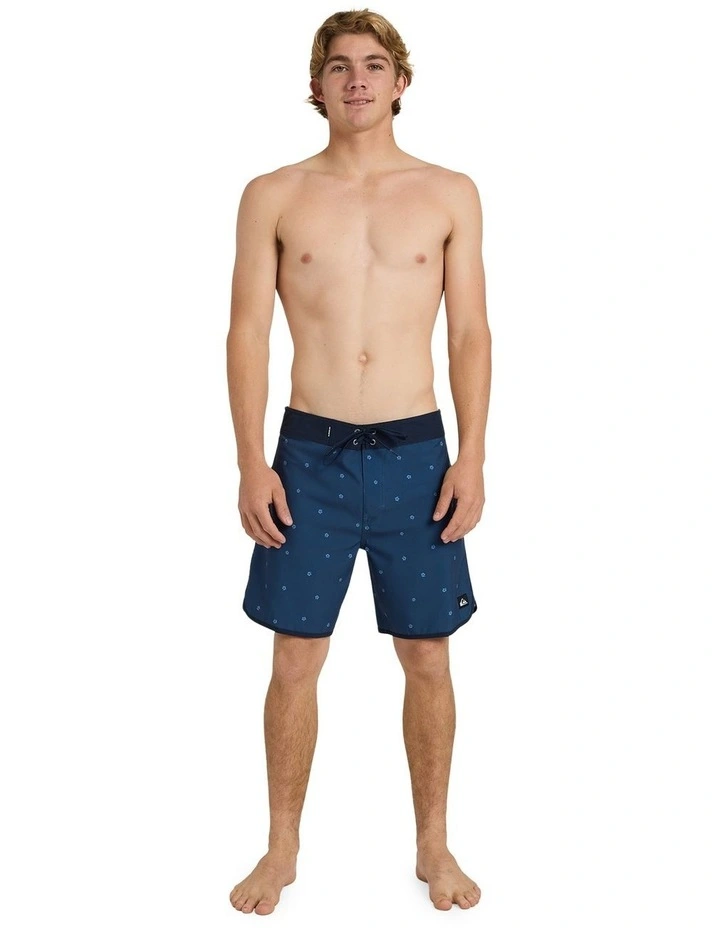Surfsilk Scallop 18 Inch Boardshorts in Dark Denim Ditsy Hibiscus image 5