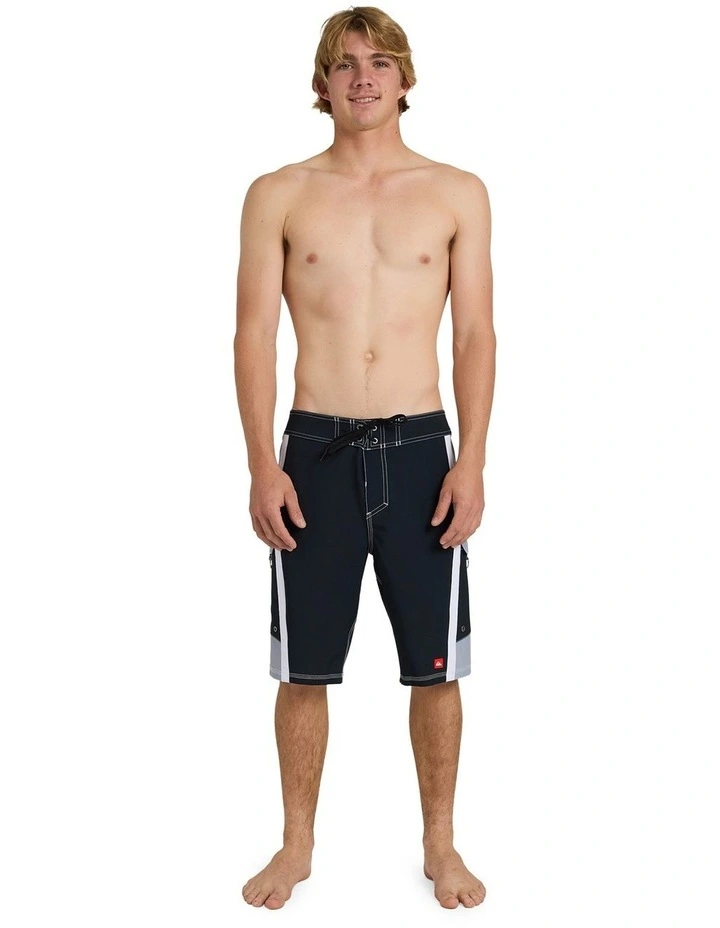 Eliminator 21 Inch Boardshorts in Black image 5
