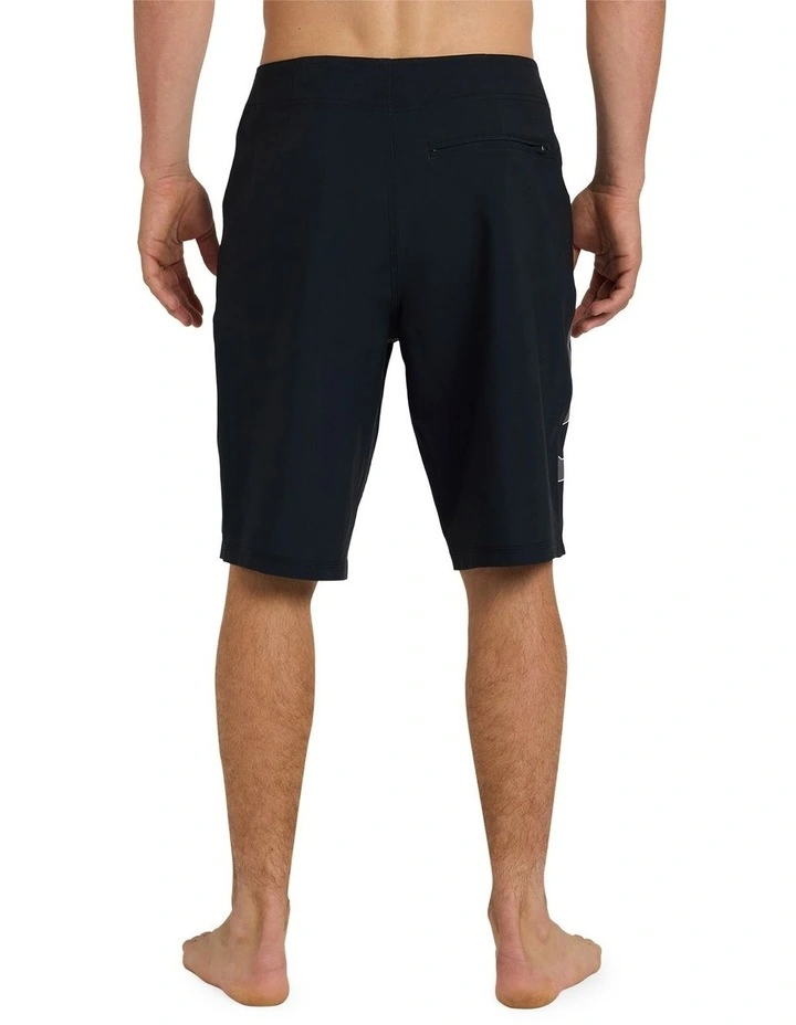 Silicon 21 Inch Boardshorts in Black image 2