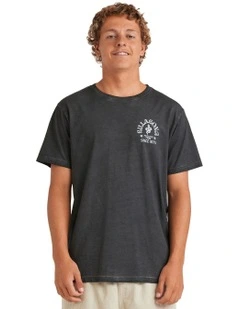 Big Wave Shaz Short Sleeve T-shirt in Black