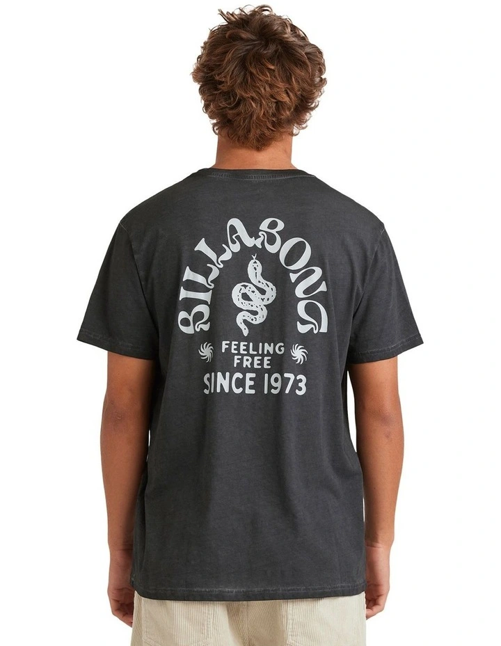 Big Wave Shaz Short Sleeve T-shirt in Black image 2