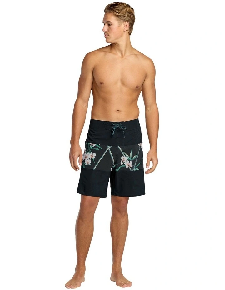 Tribong Pro Boardshorts image 6