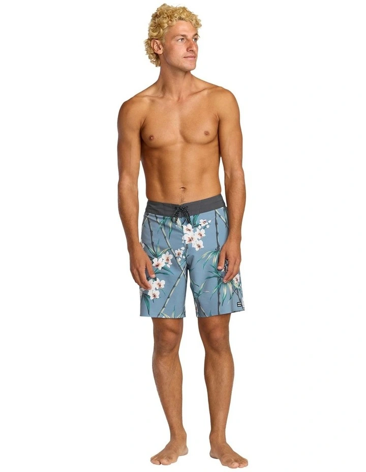 Sundays Pro Boardshorts in Blue image 6