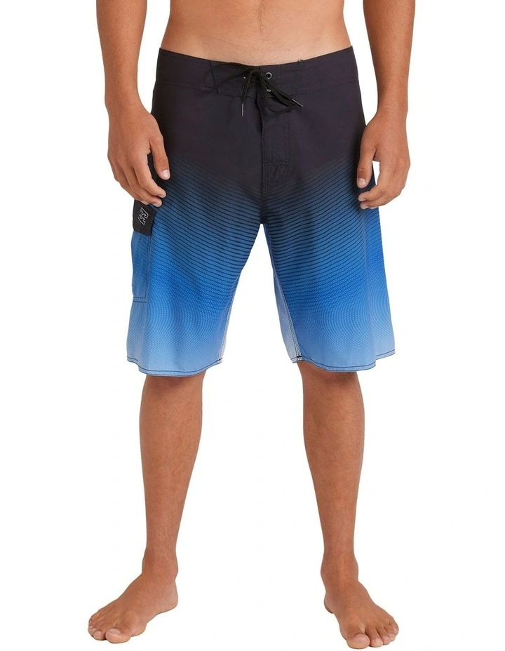 Vault Og Shorts in Multi image 1