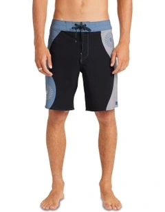 Sundays Pro Boardshorts 19 Inch in Blue