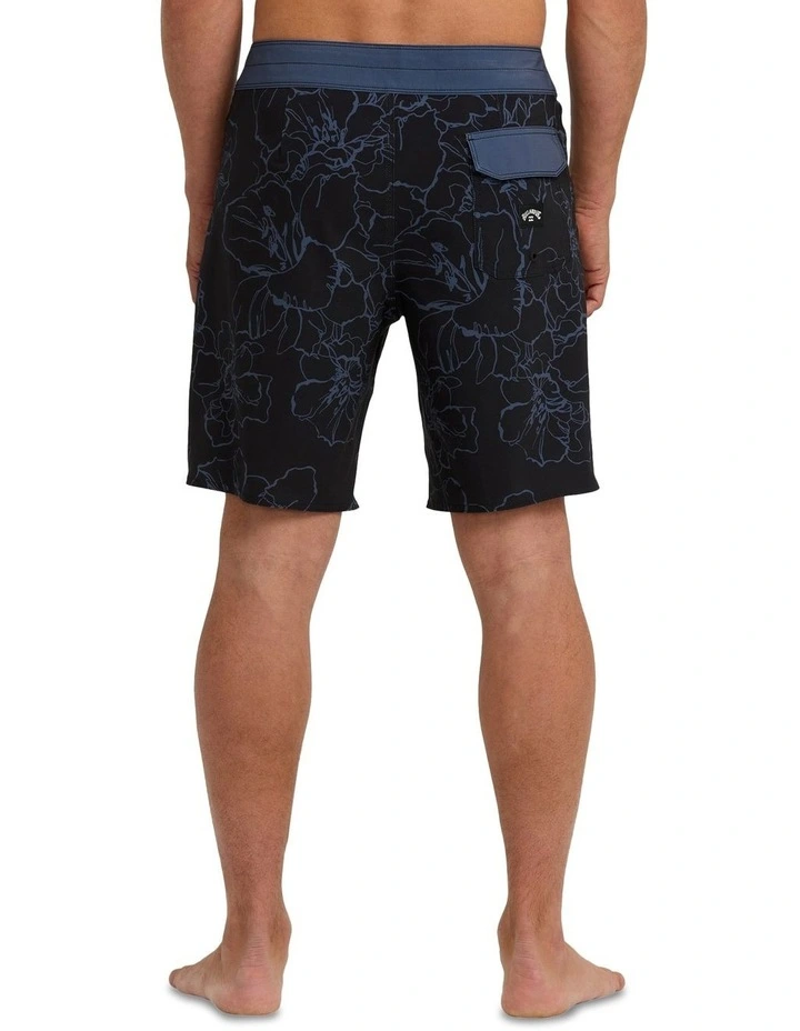 Sundays Pro Boardshorts 19 Inch in Blue image 2