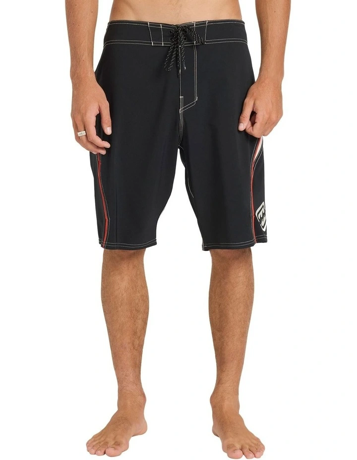 Straddie Pro 20 Inch Boardshorts in Black image 1