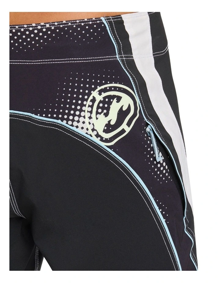 Fluid 2K Pro Boardshorts in Black image 4
