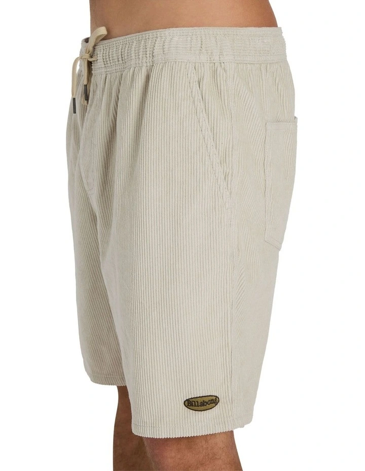 Mens Larry Cord Walkshorts in Cream image 4