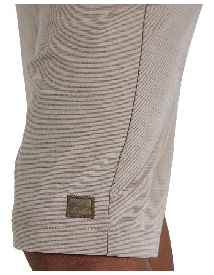 Crossfire Walkshorts image 4