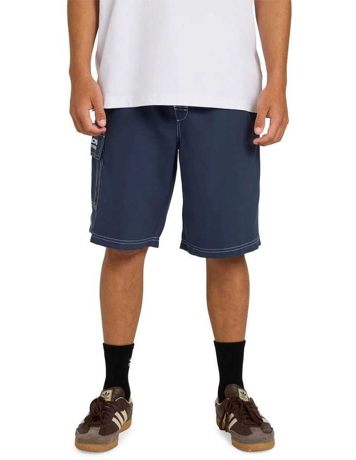 Throw 22 Inch Boardshorts image 1