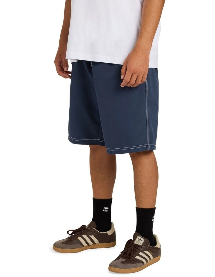 Throw 22 Inch Boardshorts image 3