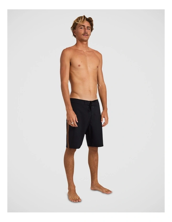Wategos Lo Tide 19 Inch Boardshorts image 5