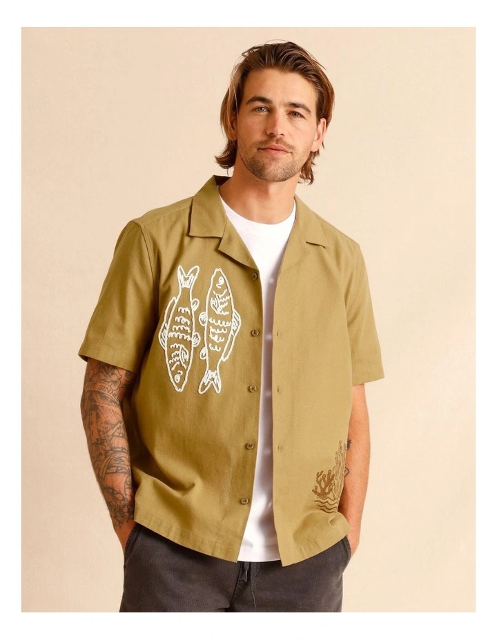 Embla Embroidered Short Sleeve Shirt in Sand image 2