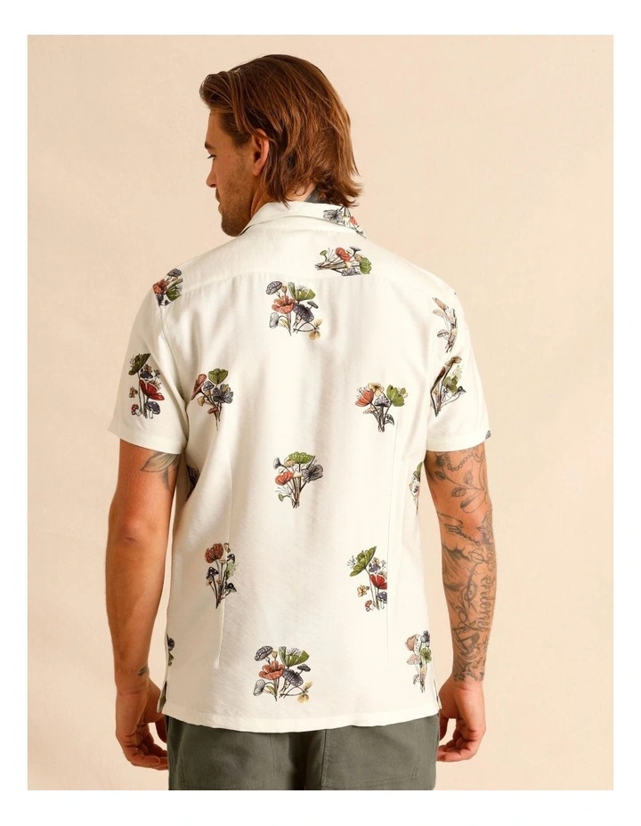 Paloma Print Short Sleeve Shirt in White image 5