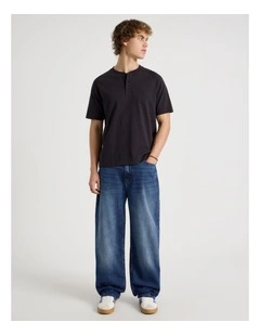 Loose Wide Leg Jeans in Mid Blues