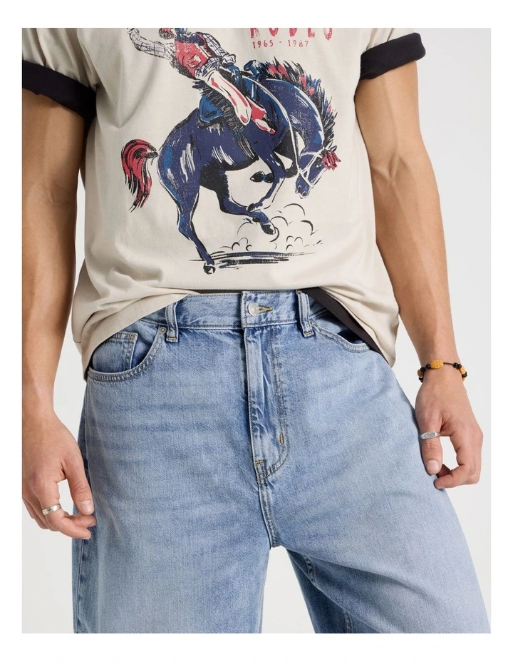 Loose Wide Leg Jeans in Light Blue image 3