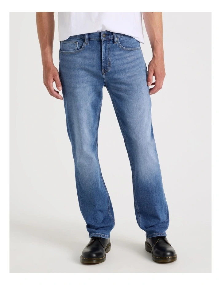 Regular Straight Jeans in Mid Blues image 2