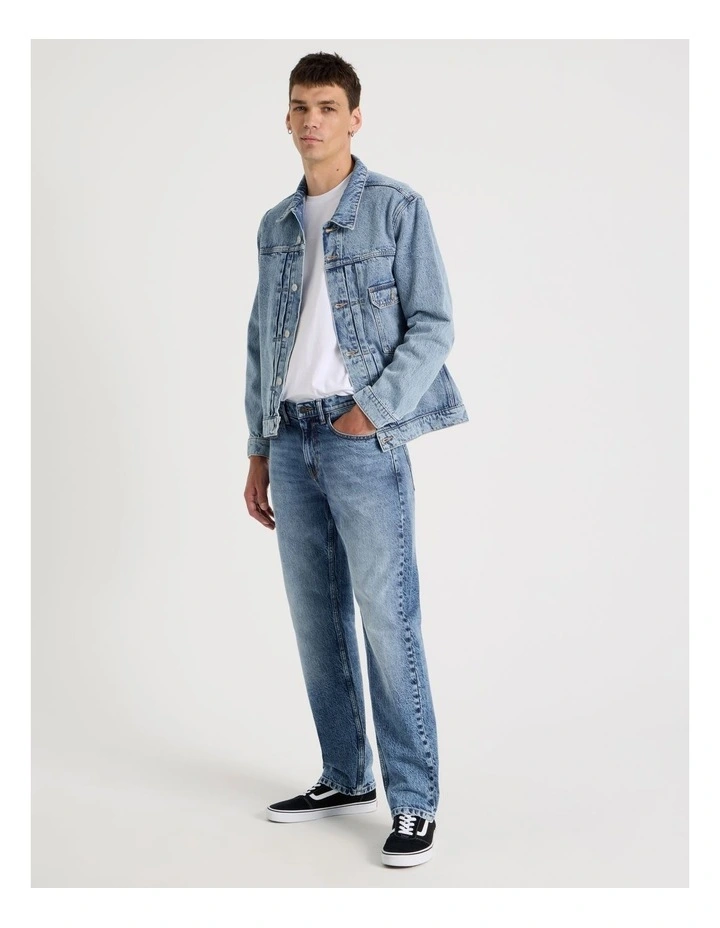 Regular Straight Performance Jeans in Mid Blues image 1