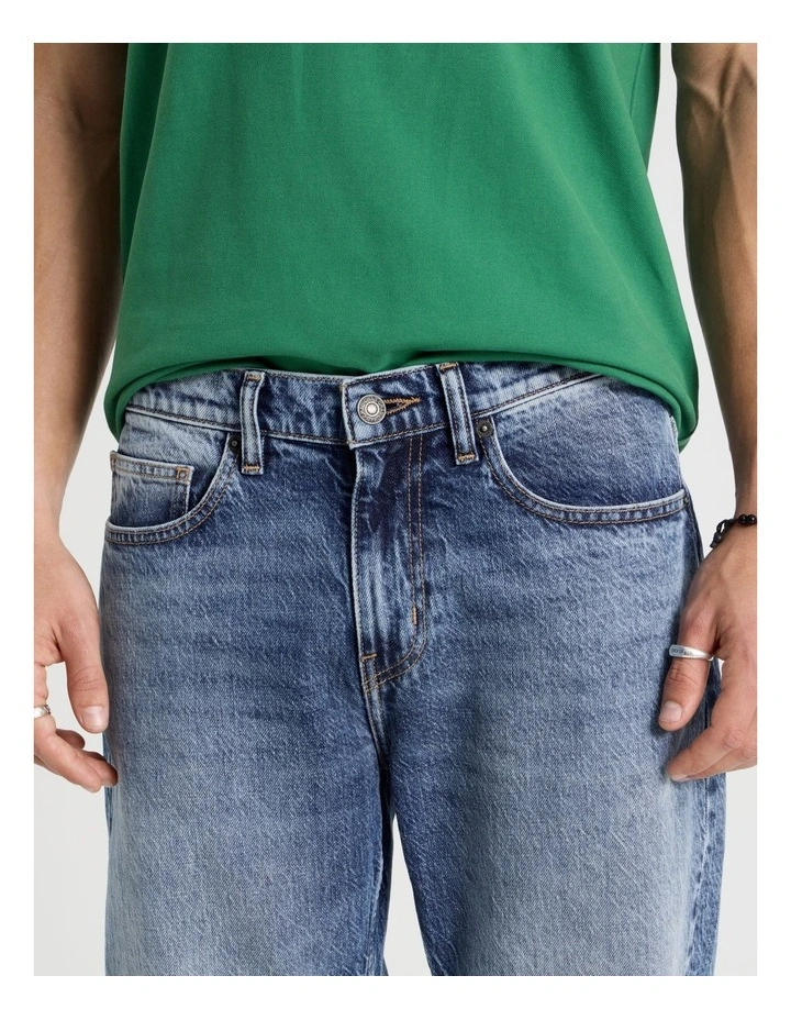 Regular Straight Performance Jeans in Mid Blues image 5