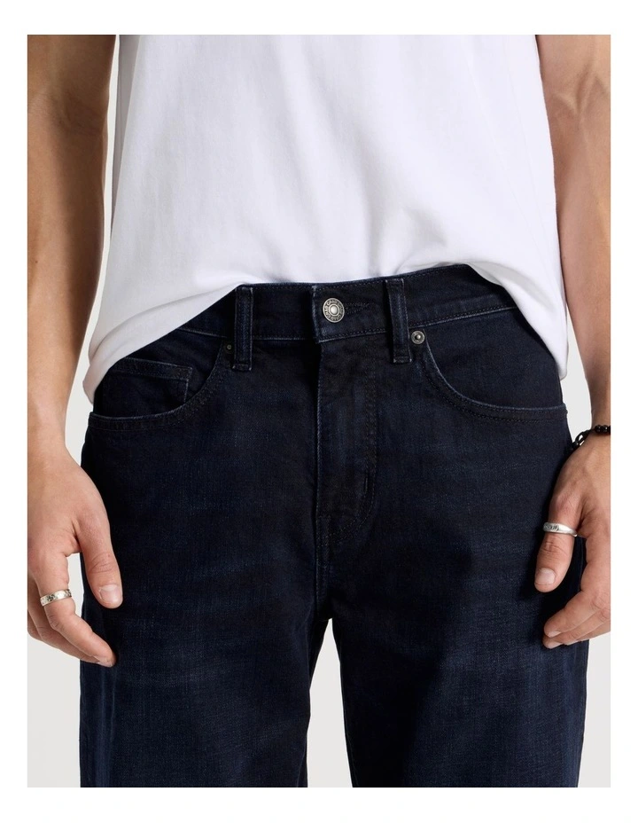 Regular Straight Jeans in Nearly Black image 5