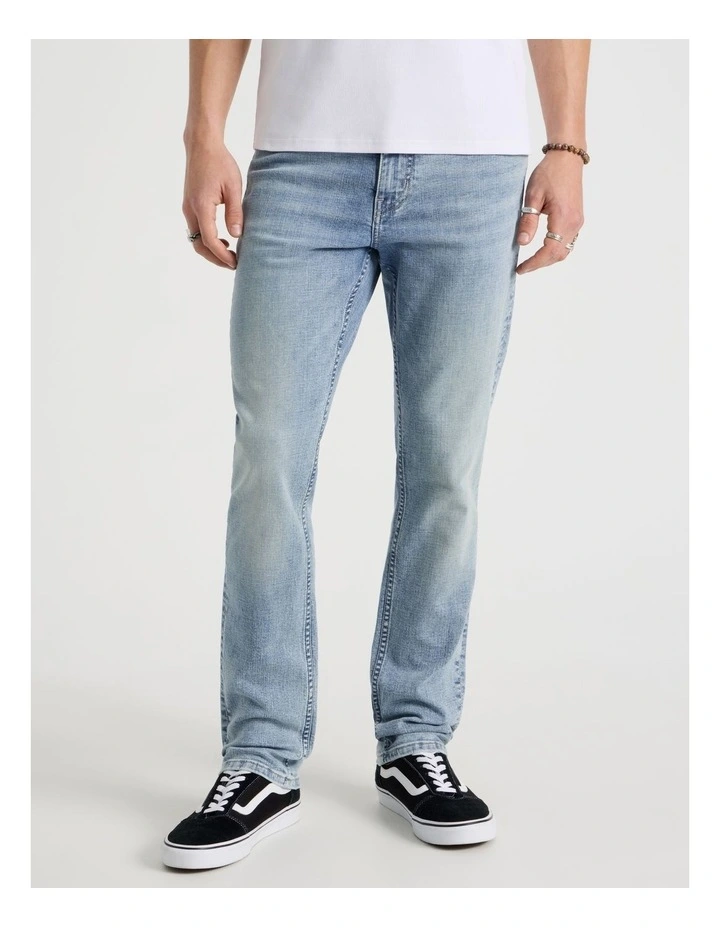 Slim Jeans in Light Blue image 2