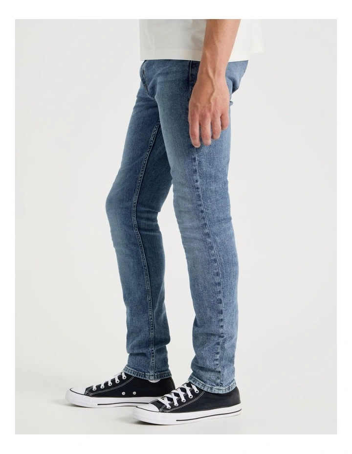 Slim Jeans in Mid Blues image 4