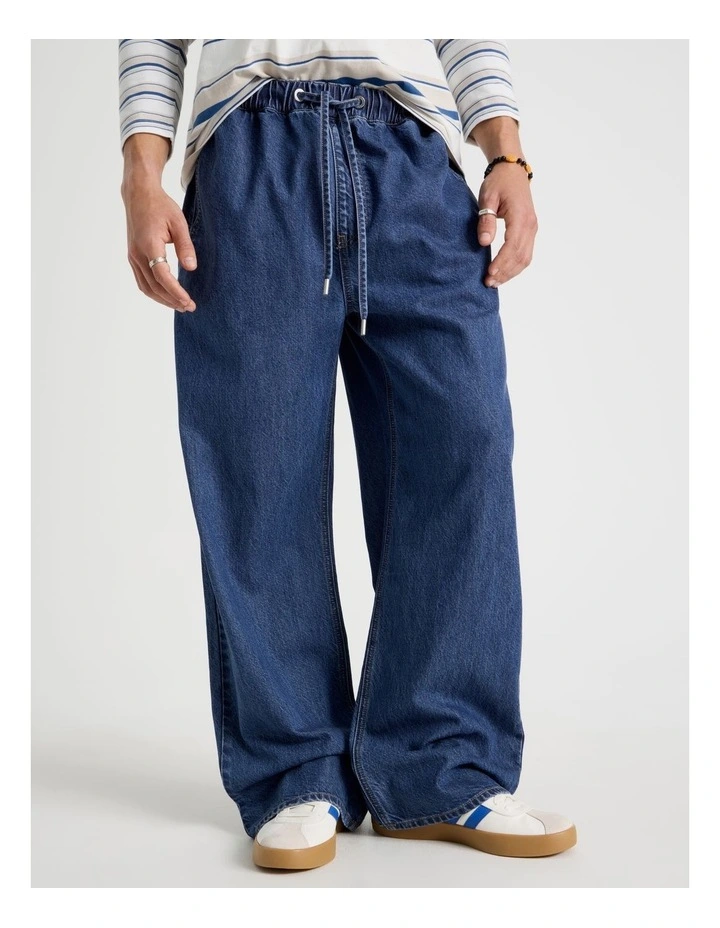 Lyocell Blend Elastic Waist Jeans in Bright Blue image 5