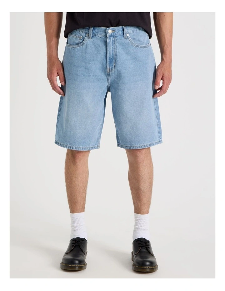 Relaxed Denim Shorts in Light Blue image 4
