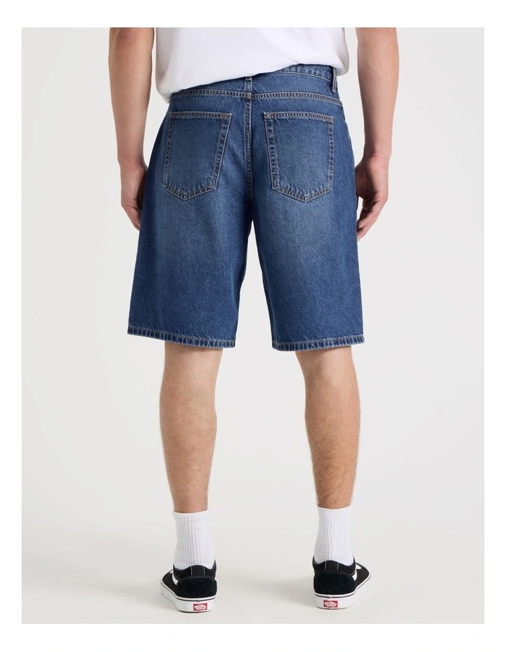 Relaxed Denim Shorts in Mid Blues image 6