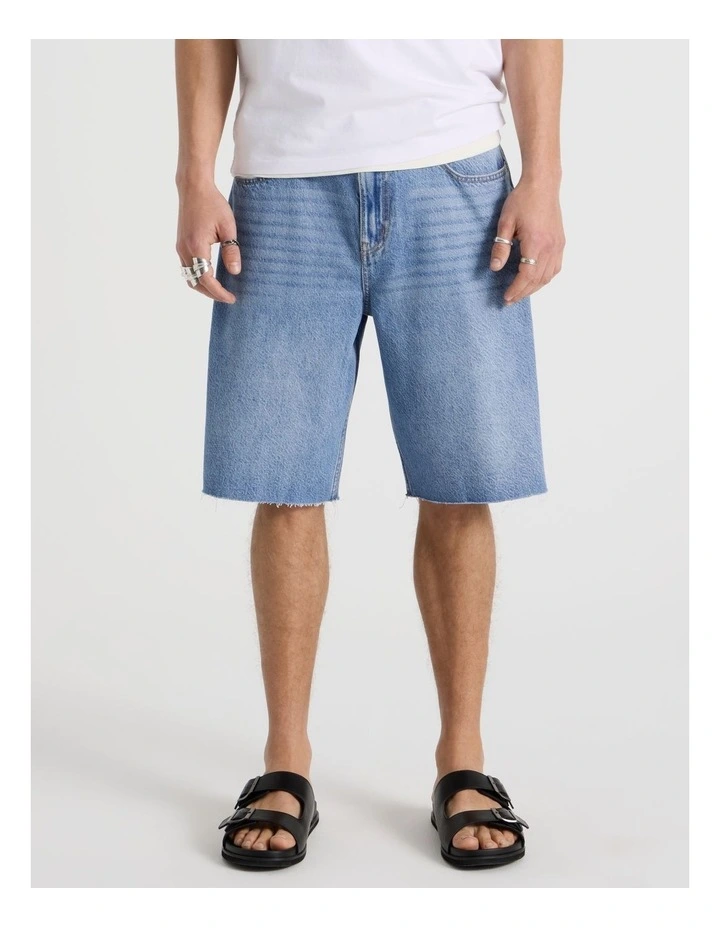 Relaxed Shorts in Mid Blues image 2