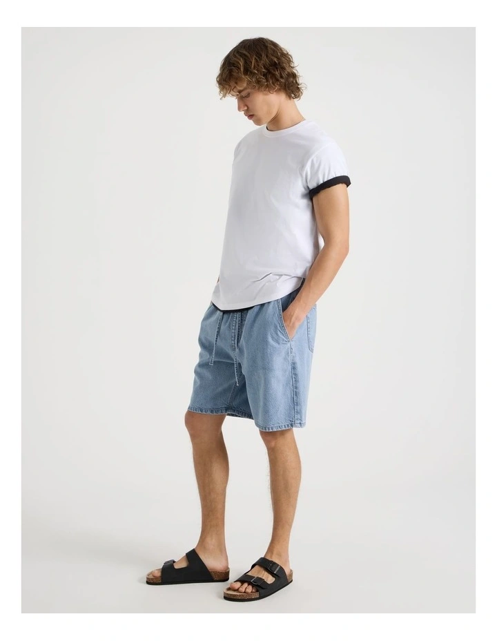 Lyocell Blend Elastic Waist Denim Shorts in Light Blue image 3