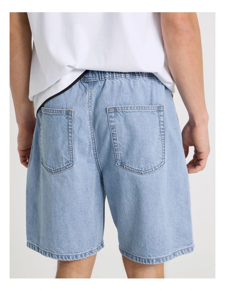 Lyocell Blend Elastic Waist Denim Shorts in Light Blue image 6