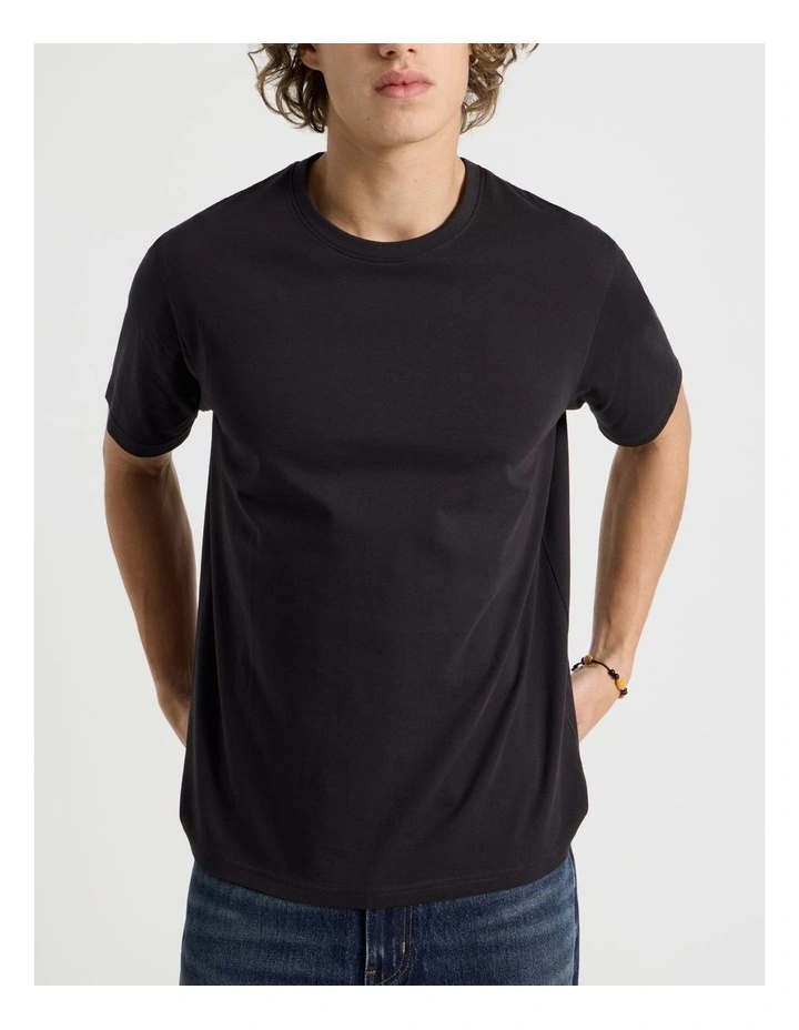 Crew Neck T-Shirt in Black image 4