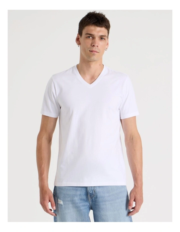 V-Neck T-Shirt in White image 2