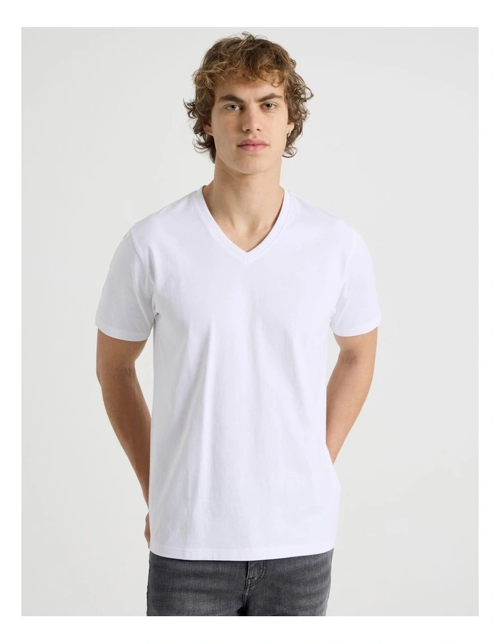 V-Neck T-Shirt in White image 4