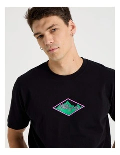 Boxy Graphic T-Shirt Short Sleeve in Black