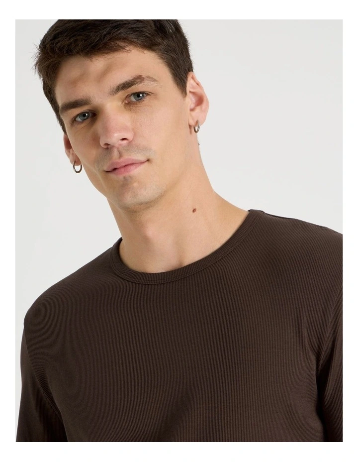 Long Sleeve Rib T-Shirt in Brown image 2