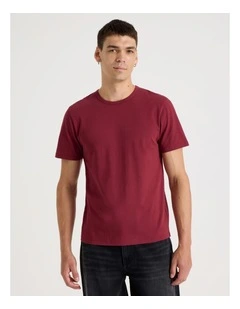 Slim Crew Neck T-Shirt in Red