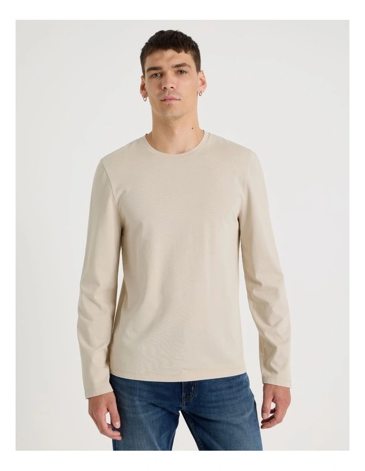 Garment Dye Slim Crew Neck Long Sleeve T-Shirt in Bone image 4